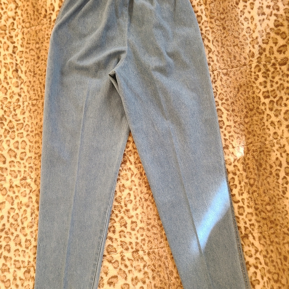 2 Piece Embellished Jean Set - Picture 12 of 14